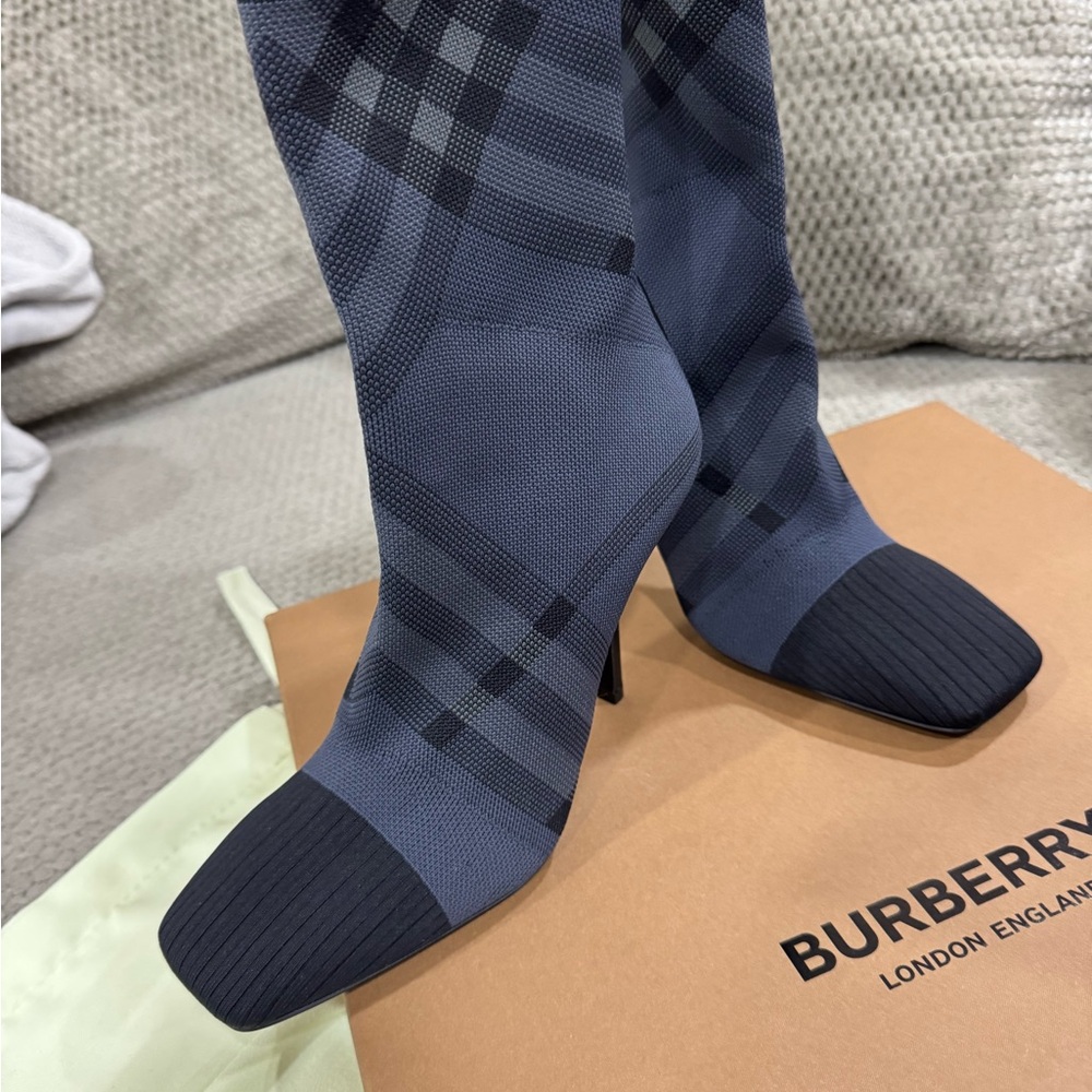 Burberry Black Boots